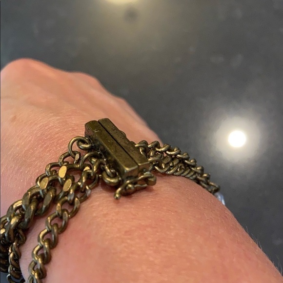 ⭐️Free w/ Purchase! Jewelled Pink Multi-Strand Bracelet - Picture 3 of 4